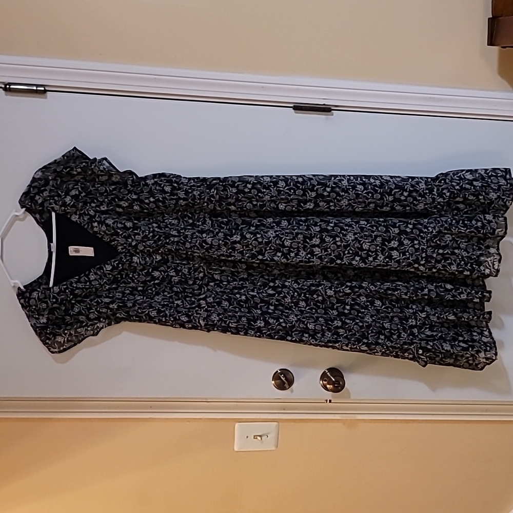 Beautiful black and gray dress, NWT, XL